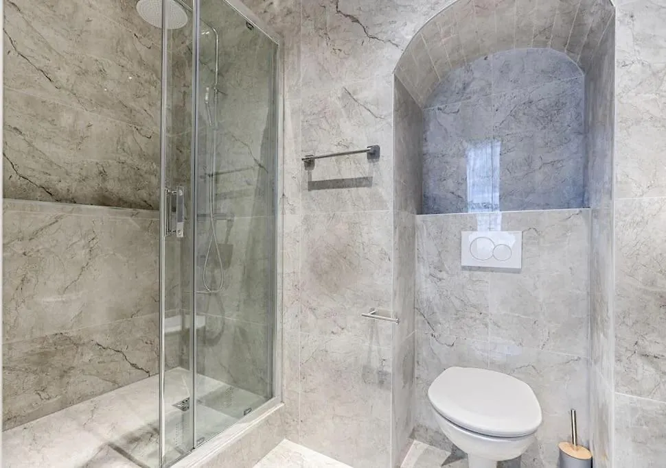 Zen & Luxury 2br Flat - Eiffel Tower París