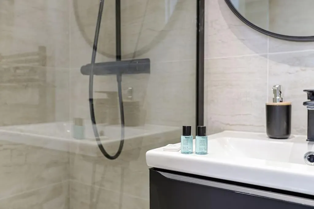 Apartment Zen & Luxury 2br Flat - Eiffel Tower
